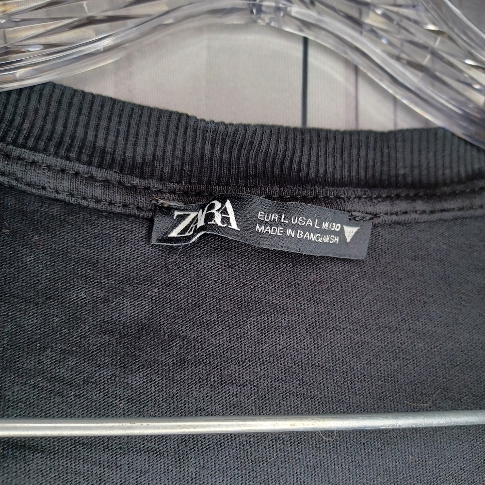 Zara Black V-Neck relaxed short-sleeve casual boxy effortless cropped top - Picture 3 of 12